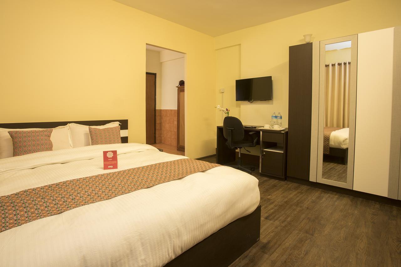Oyo 131 Hotel Milarepa Kathmandu Ngoại thất bức ảnh